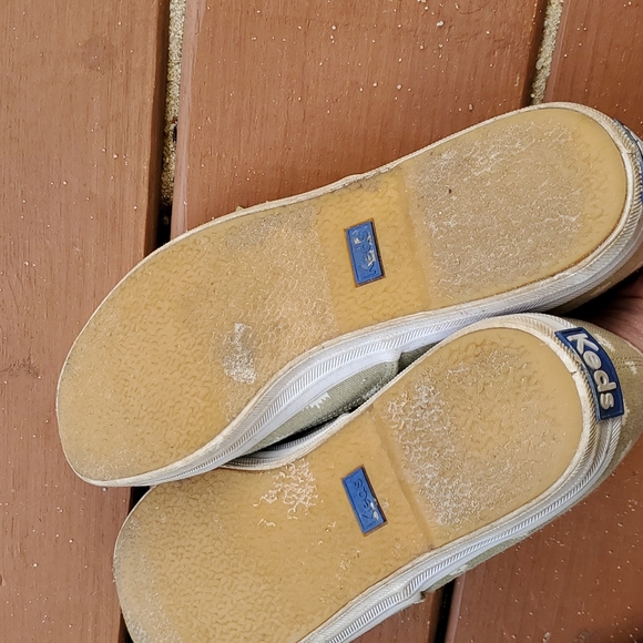 Keds olive Green Shoes  7 Vintage - Picture 3 of 3